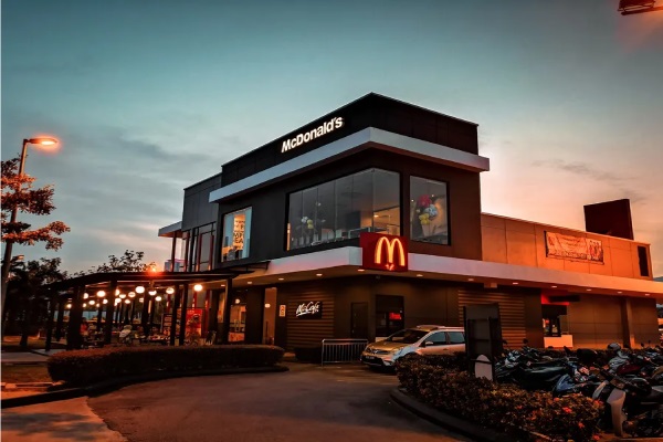 McDonald’s Experiences Global IT Failure Impacting Stores